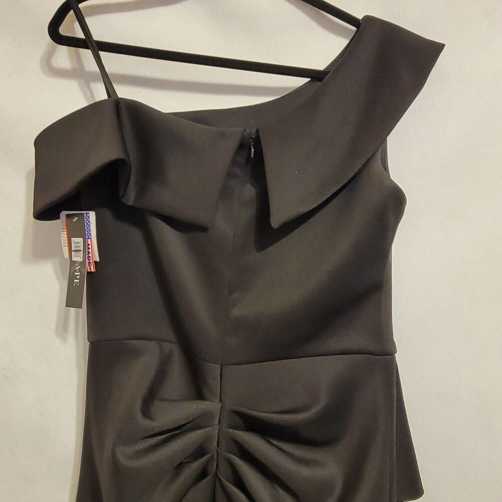 NEW XSCAPE Ruffle One-Shoulder Scuba Knit Maxi Gala Gown Black Size 10 NWT $279 - Picture 5 of 10